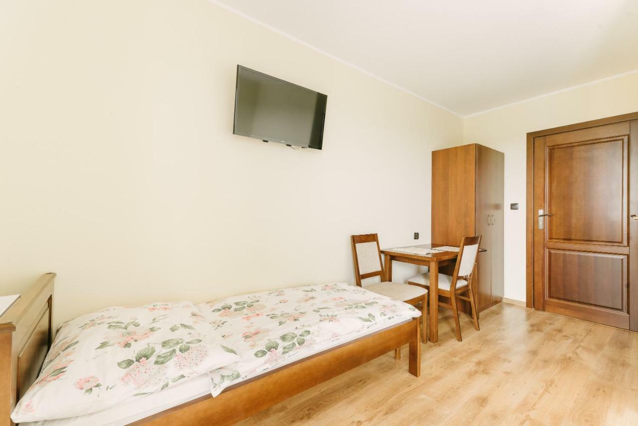 Arko - Pokoje Goscinne I Studia Ostrowo  Exterior foto